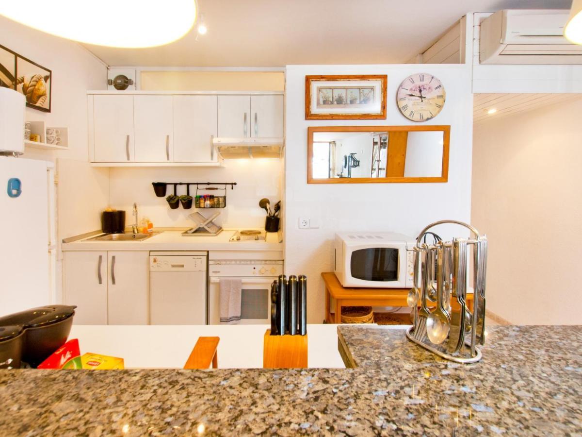 Appartement Oiza Castle 15 At Beach, Wifi And Aircon *
